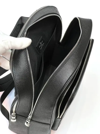 Рюкзак Louis Vuitton Adrian черный