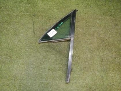 Форточка двери передняя левая VW Touareg 2 NF (2010-2018)