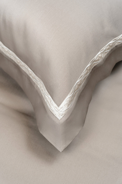 Постельное белье 2 спальное евро Сlaire Batiste Loire Diamante Riccio коричневое