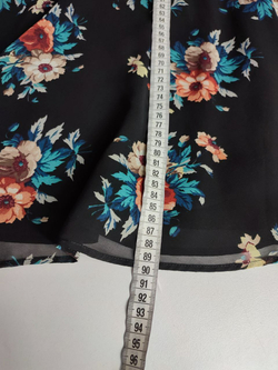 Платье ZARA стильное 42-44 размер