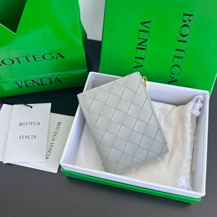 Bottega Veneta Small Intrecciato Bi-Fold Zip Wallet