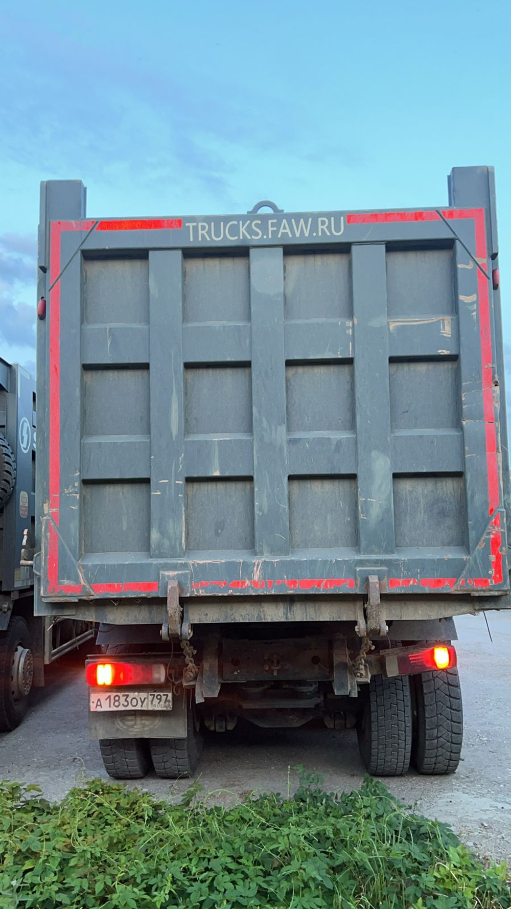 FAW J6 8x4 Самосвал СА3310Р66K24T4E5 (Дизельный, 11,1 л, 420 л.с., МТ)