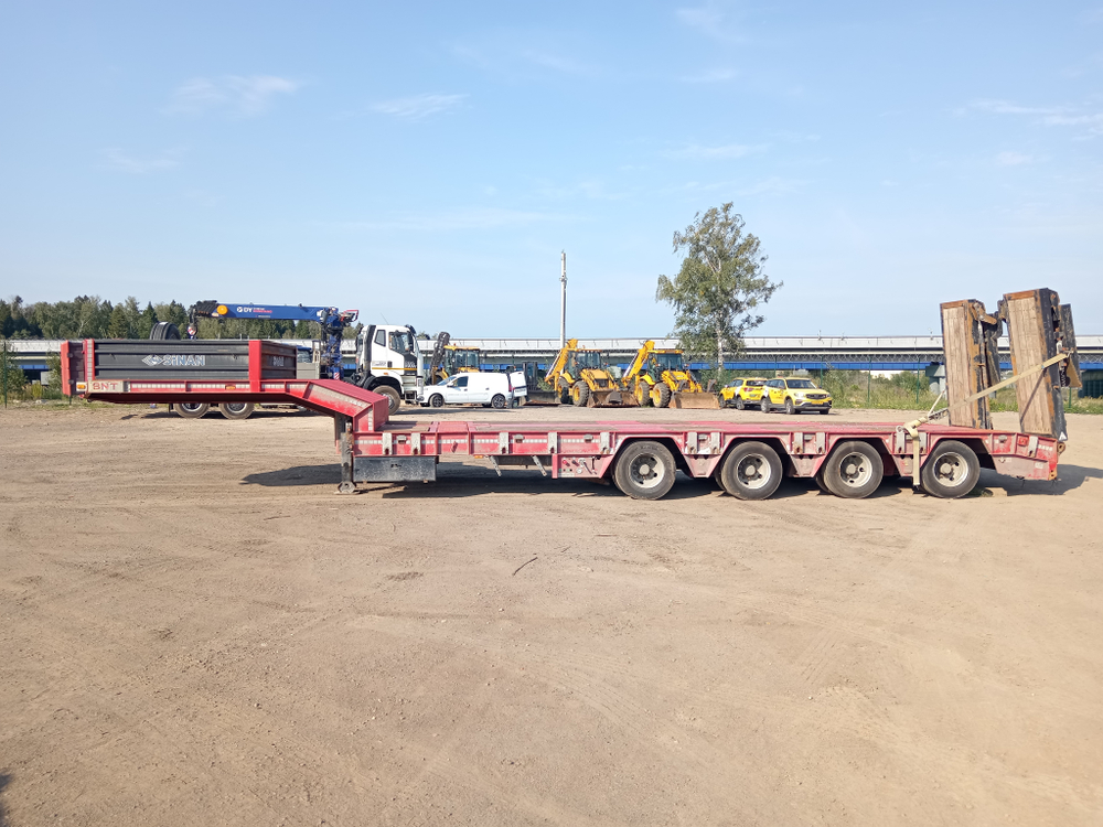 SINANLI TANKER ST4* Полуприцеп тяжеловоз 4 оси ST4FLF (Раздвижной)