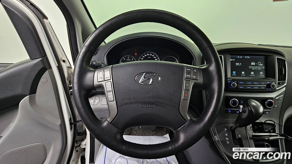 Hyundai The New Grand Starex Van 3-х местный (01.2020)
