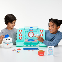 Игровой набор Little Tikes Rescue Tales - Рюкзак с питомцем собакой салон красоты + аксессуары 657726
