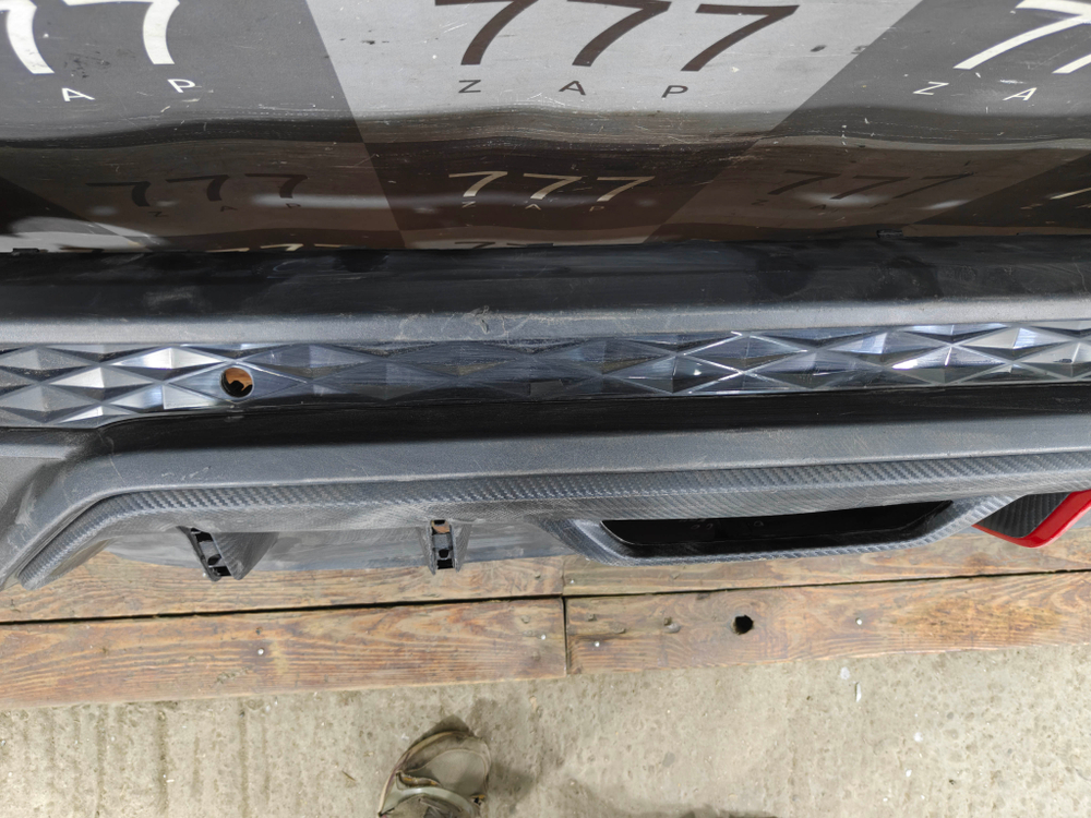 Юбка заднего бампера Geely Coolray 23-нв Б/У Оригинал 6044146200