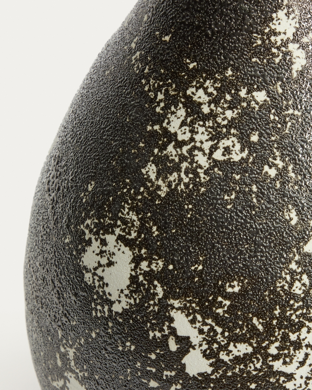 Керамическая ваза Orelin в черно-белом цвете 39 см