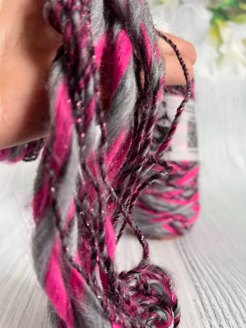 Трикотажная пряжа для вязания MORELINO толстая шишибрики