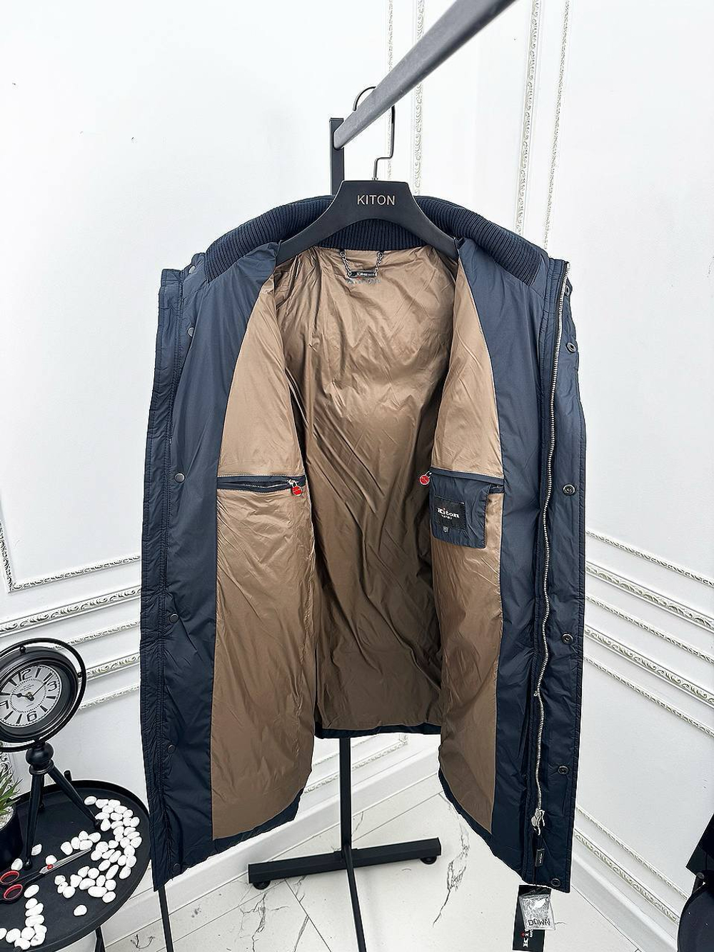 Пуховик Kiton