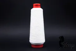Нитки Guetermann PIUMA 160/5000 м, текстурированное микроволокно, белый 001