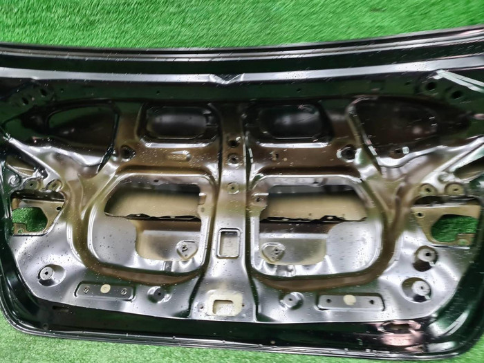 Крышка багажника Toyota Camry xv70 (2017-н.в.)