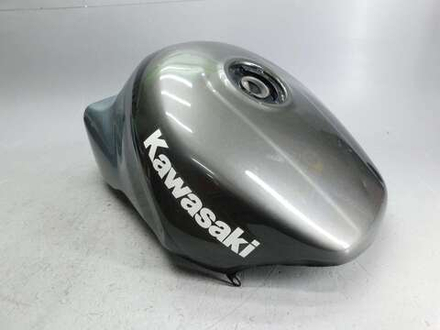 Бак топливный Kawasaki ZX-9R 1995 031321