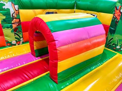 Коммерческий надувной батут "Джунгли" с горкой, 10*6*4.5 м