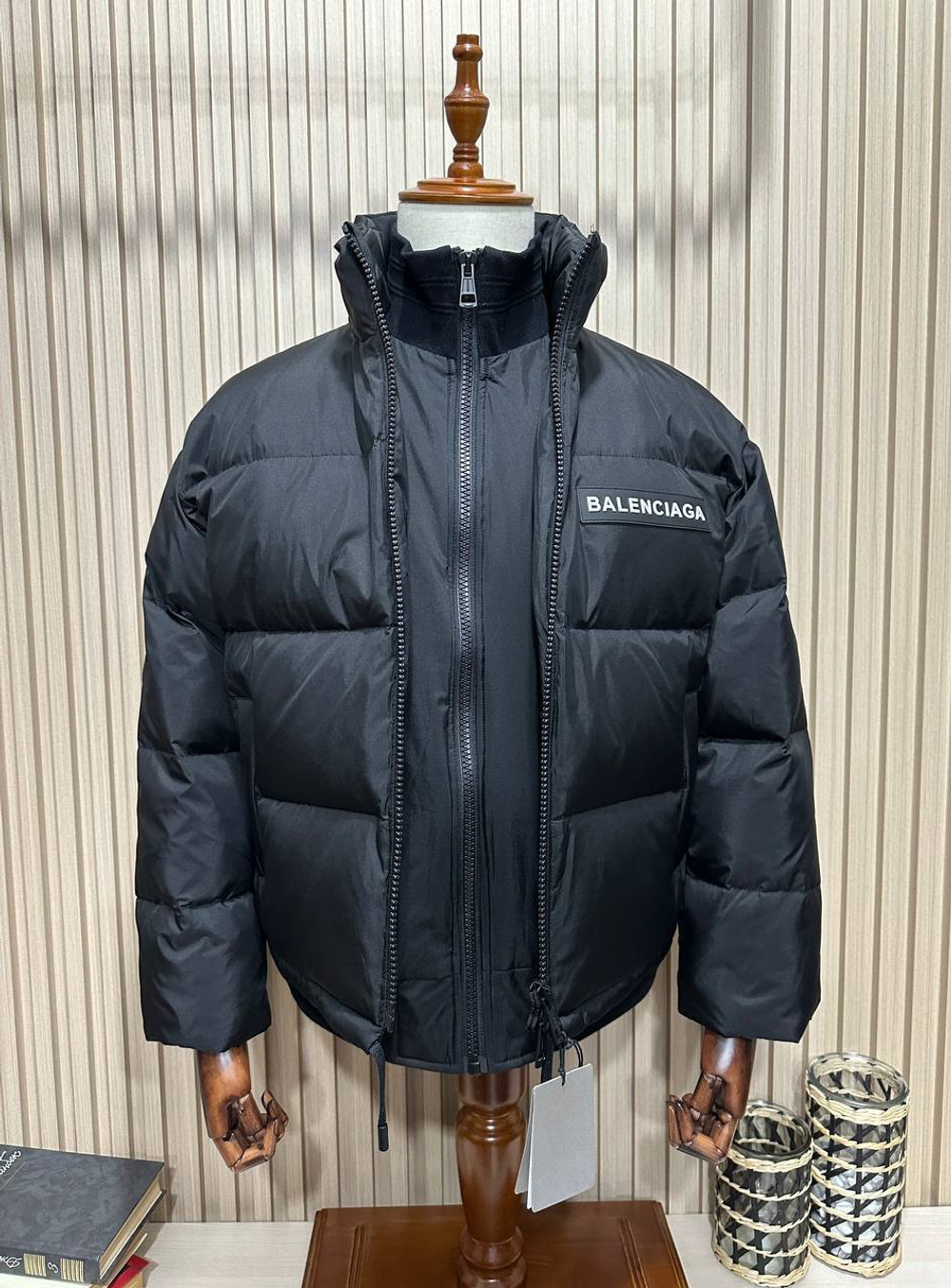 Пуховик Balenciaga
