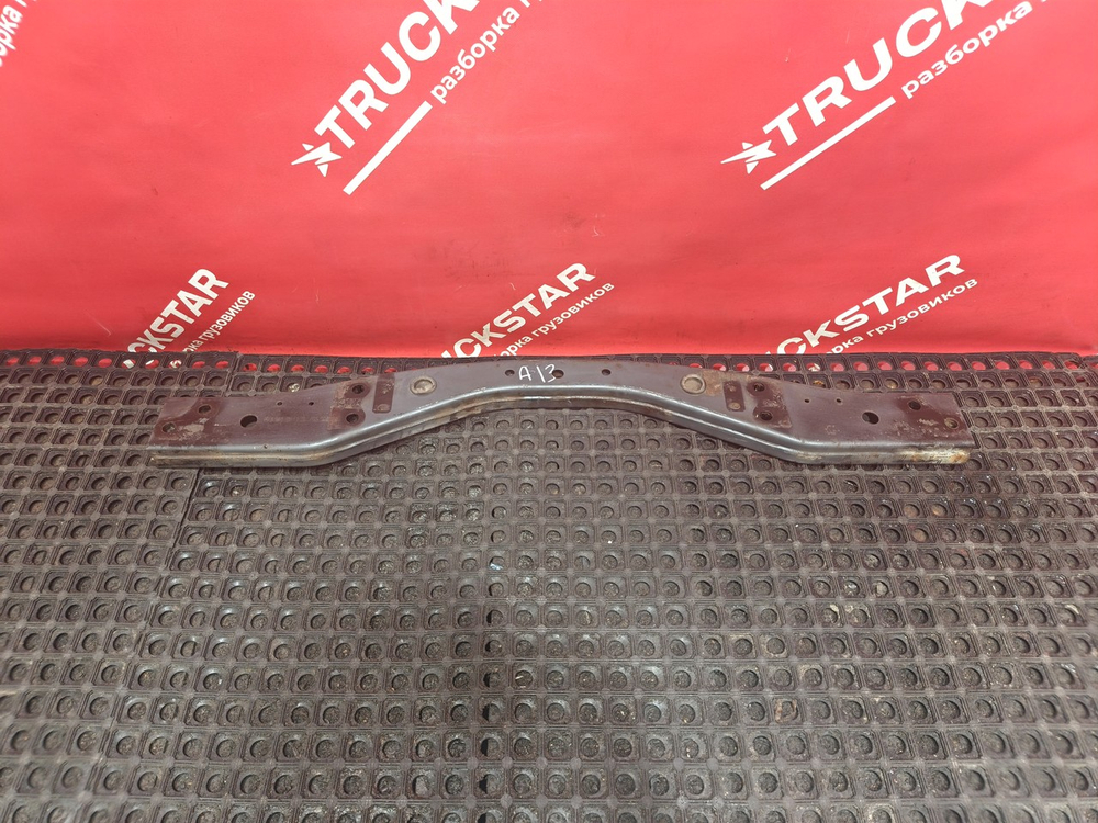 Кронштейн усилителя бампер