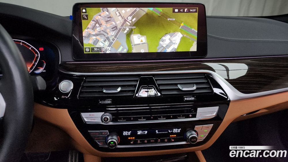 BMW 5 Series (G30) 520i M Sports (11.2021)