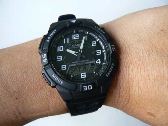 Наручные часы Casio AQ-S800W-1B