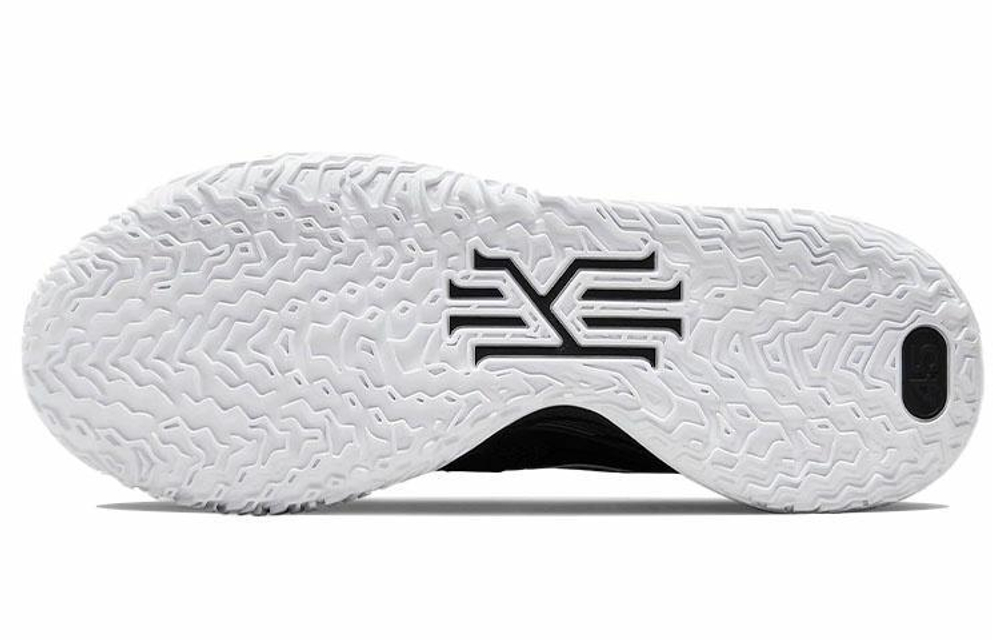 Кроссовки Nike Kyrie 7 Tpu