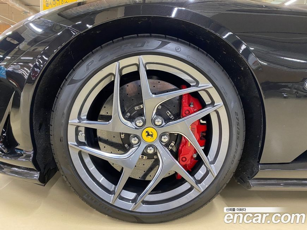 Ferrari 812 Superfast 6.5 V12 (07.2020)
