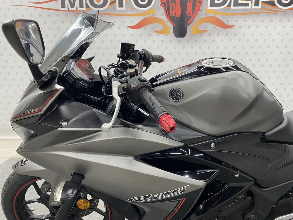 Yamaha YZF-R25 , 2017