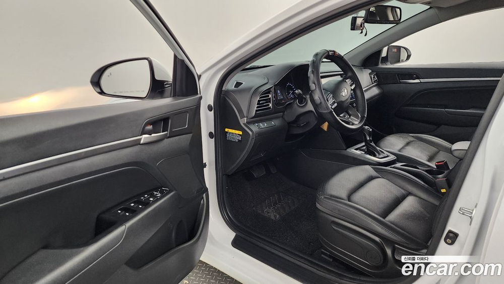 Hyundai The New Avante AD 1.6 (10.2019)