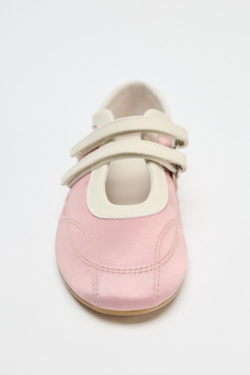 ZARA АТЛАСНЫЕ БАЛЕТКИ С ДЕКОРАТИВНОЙ СТРОЧКОЙ, РОЗОВЫЙ