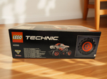 LEGO Technic 42200 MONSTER JAM THUNDERROARUS — мощный внедорожный монстр-трак