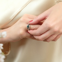 "Торфи" кольцо из коллекции "Изумрудные мечты" от Jenavi