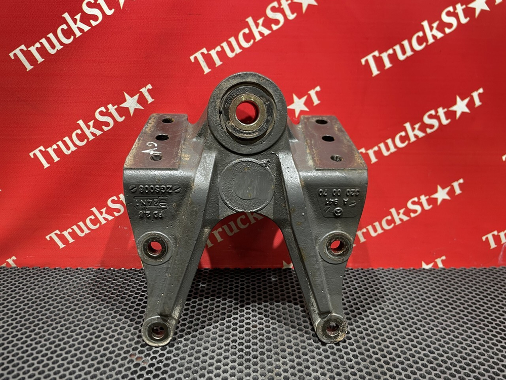 Кронштейн передней рессоры