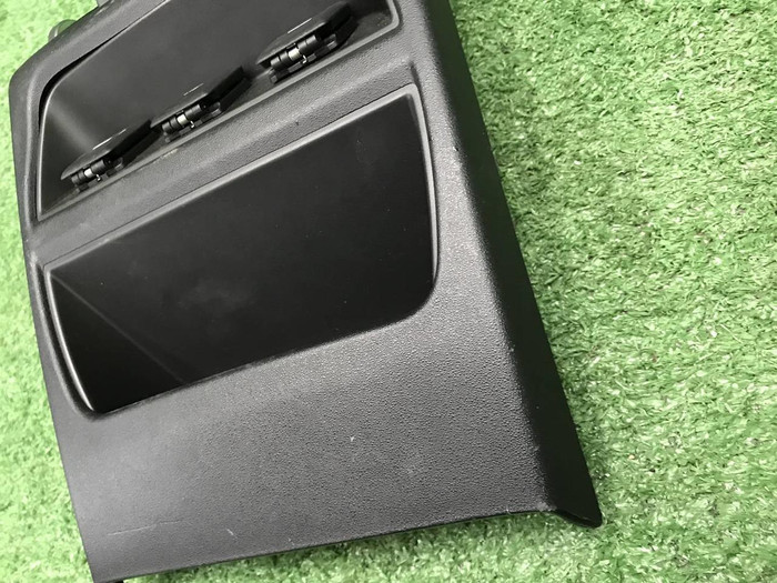 Дефлектор воздуха LR Discovery Sport (2019-н.в.)