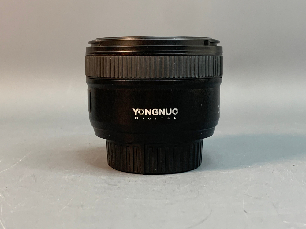 Yongnuo 50mm 1.8 Nikon F