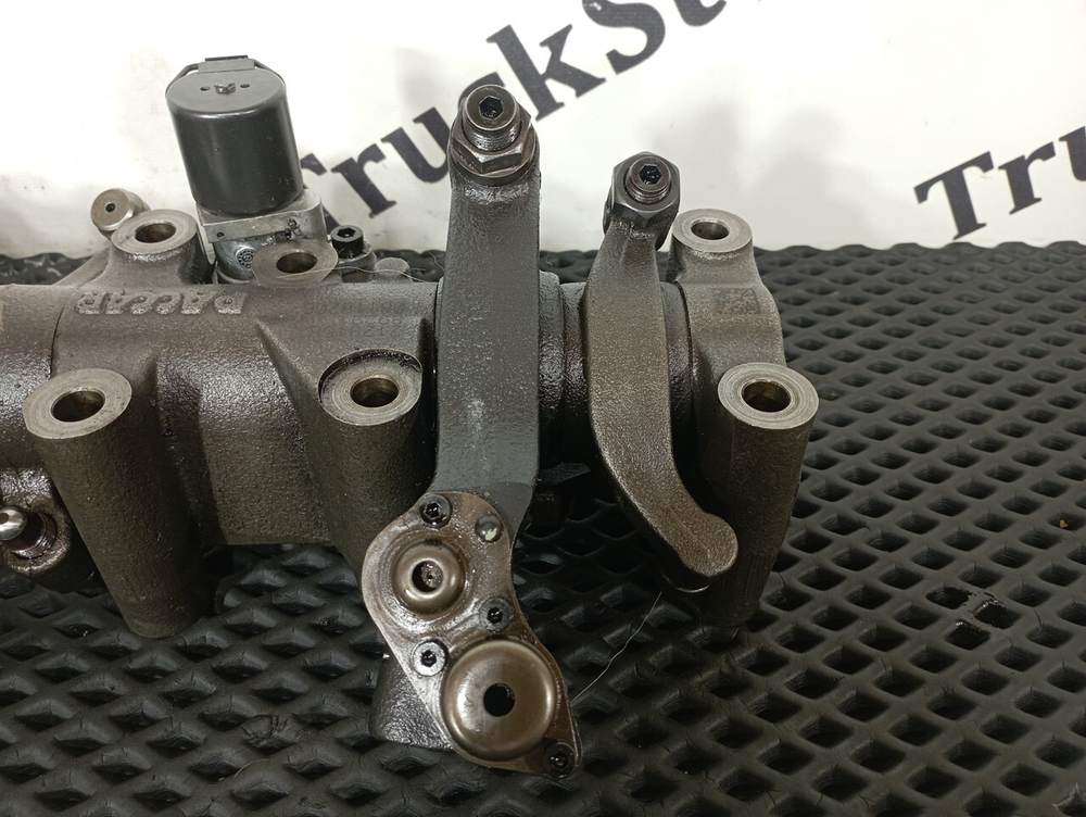 Вал рокеров под моторный тормоз 2018г.