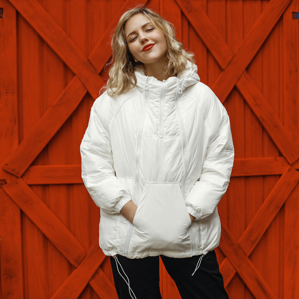 Куртка (свитер) Degrees белая с капюшоном, наполнитель 50% пух, пр-во Италия 40-42 размер