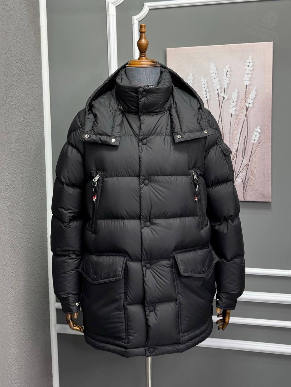 Пуховик Moncler