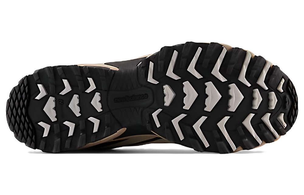 610 New Balance "Aluminum Black"