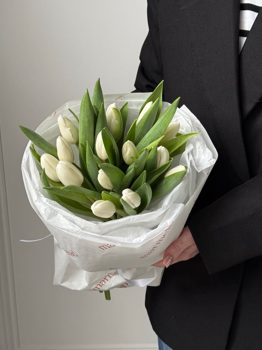 Букет из 15 белых тюльпанов