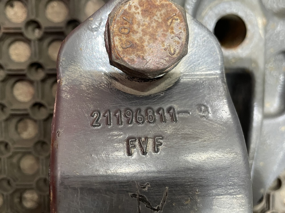 Кронштейн пневморессоры правый 2018г.