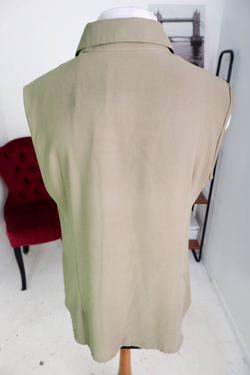 Блузка Modami красивого оттенка, визуально на 46/48 размер