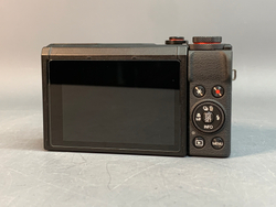 Canon G7X Mark III