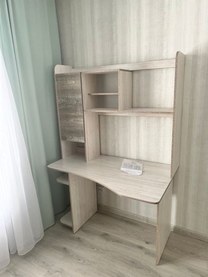 Стол письменный КВИНС-1 левый