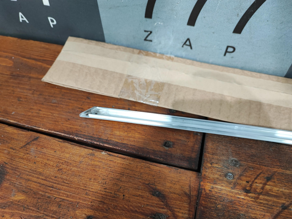 Молдинг задней двери Mercedes GLC C253 Coupe 15-22 Б/У Оригинал A2537352300