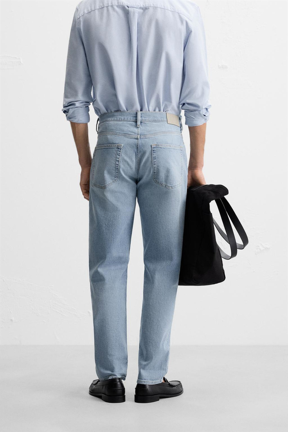 Джинсы slim fit