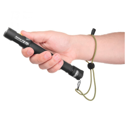 Тактический фонарь Armytek Partner C4 Pro — цветная индикация заряда и температуры.