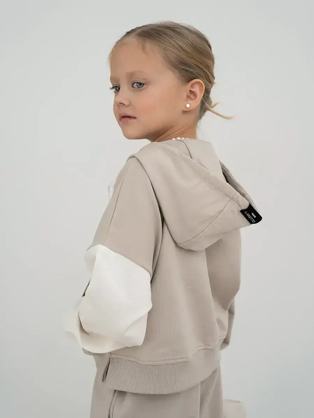 Спортивный костюм, бежевый для девочки