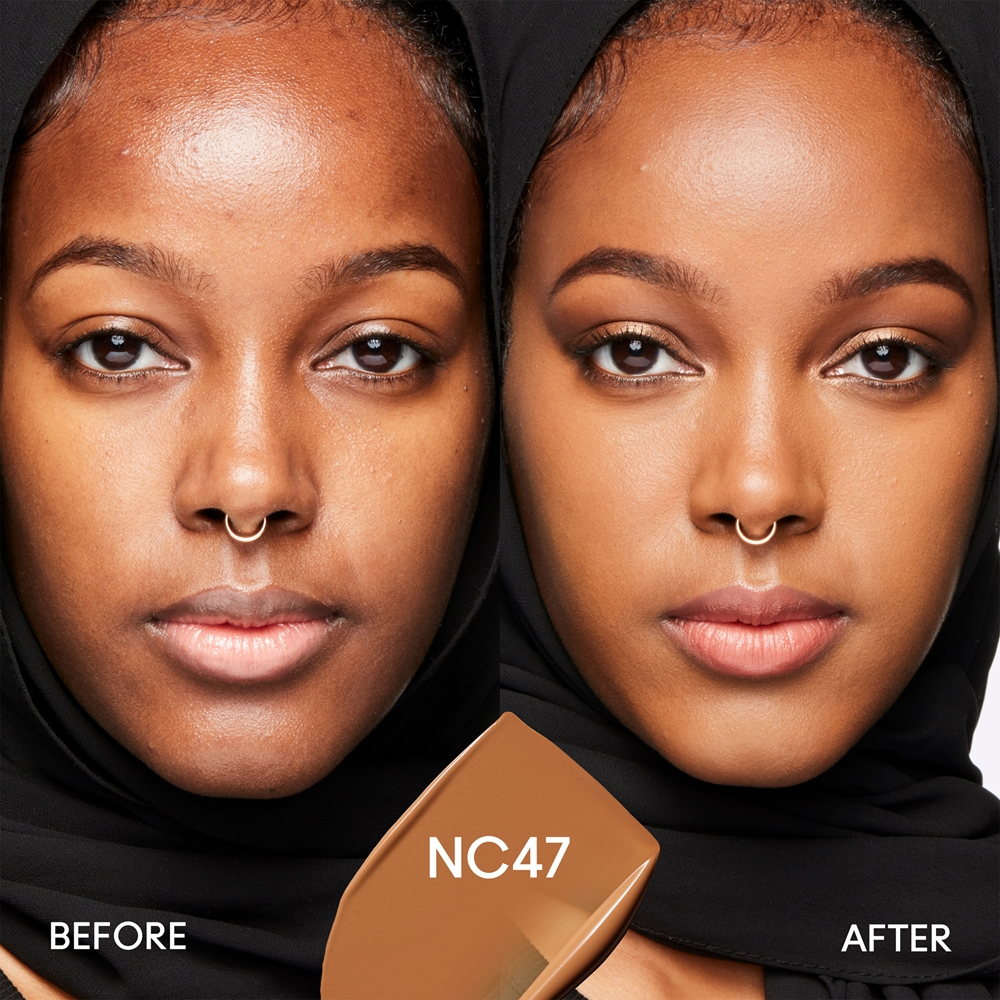 MAC Cosmetics Studio Fix Fluid SPF 15 24HR Matte Foundation + Oil Control - Тональная основа матирующая SPF 15 оттенок NC47, 30 ml