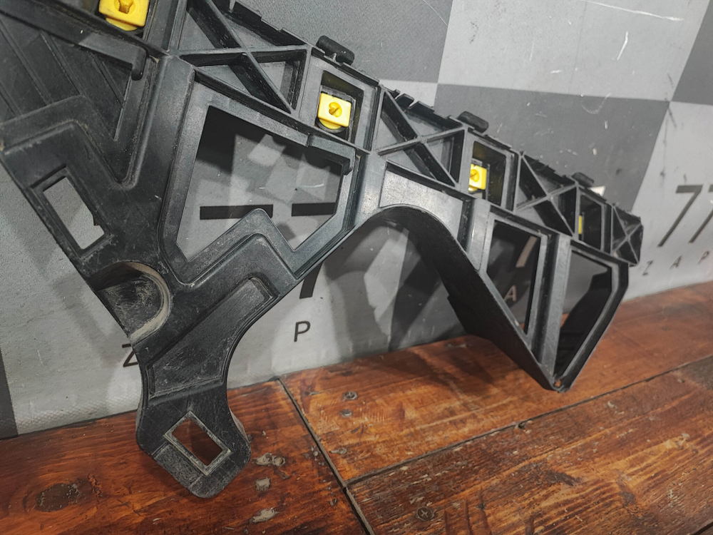 Кронштейн заднего бампера левый Kia Optima 4 (JF) 16-20 Б/У Оригинал 86613D4000