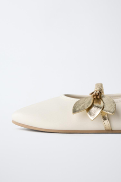 ZARA БАЛЕТКИ С ЦВЕТОЧНЫМ ДЕКОРОМ, БЕЛЫЙ