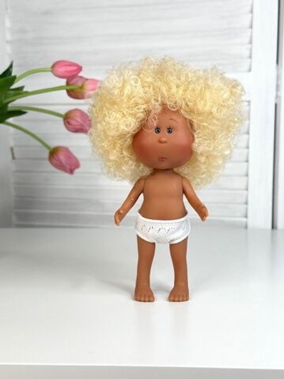 Кукла Nines виниловая 23см Little Mia Latina без одежды (3199WL7)