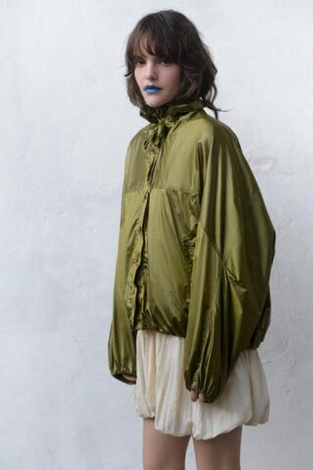 ZARA НЕЙЛОНОВАЯ КУРТКА ОВЕРСАЙЗ, НАСЫЩЕННЫЙ ЗЕЛЕНЫЙ