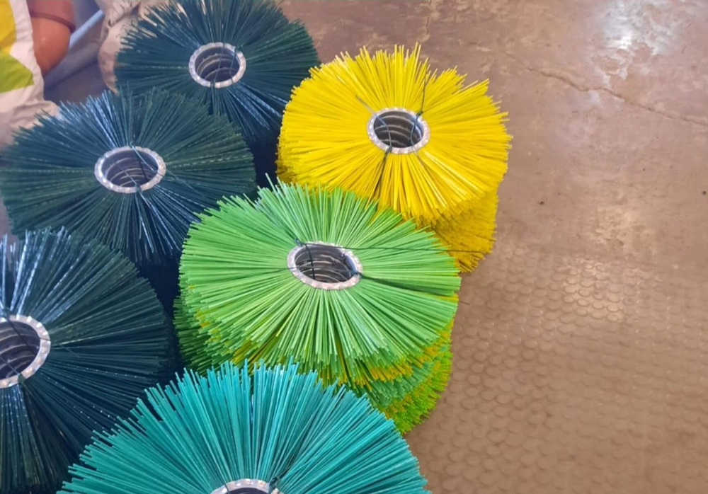 Диск щеточный с металлическим оцинкованным сердечником 180x800 мм